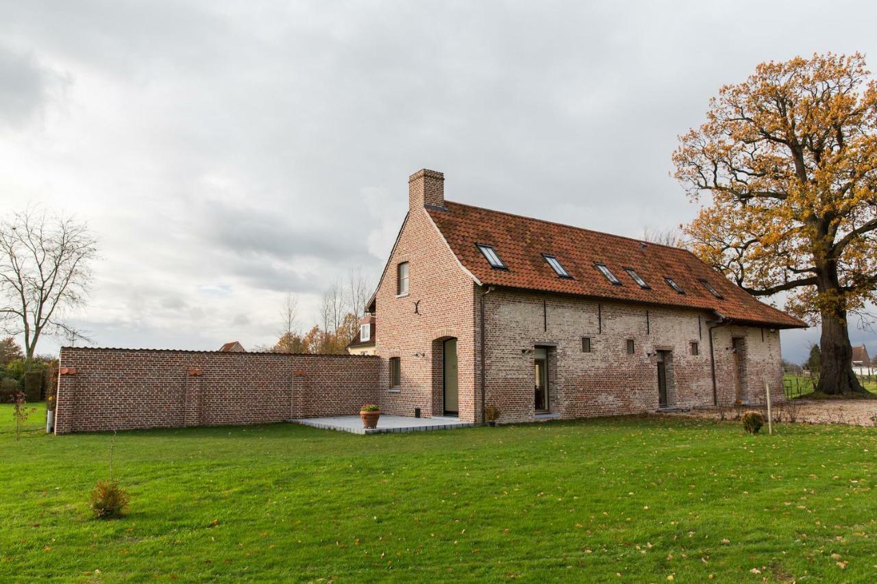 Clayshoeve Munte Buitenkant foto